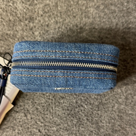 Coach Denim Wristlet Pouch Indigo Blue Zip Clutch NWT - Picture 2 of 15